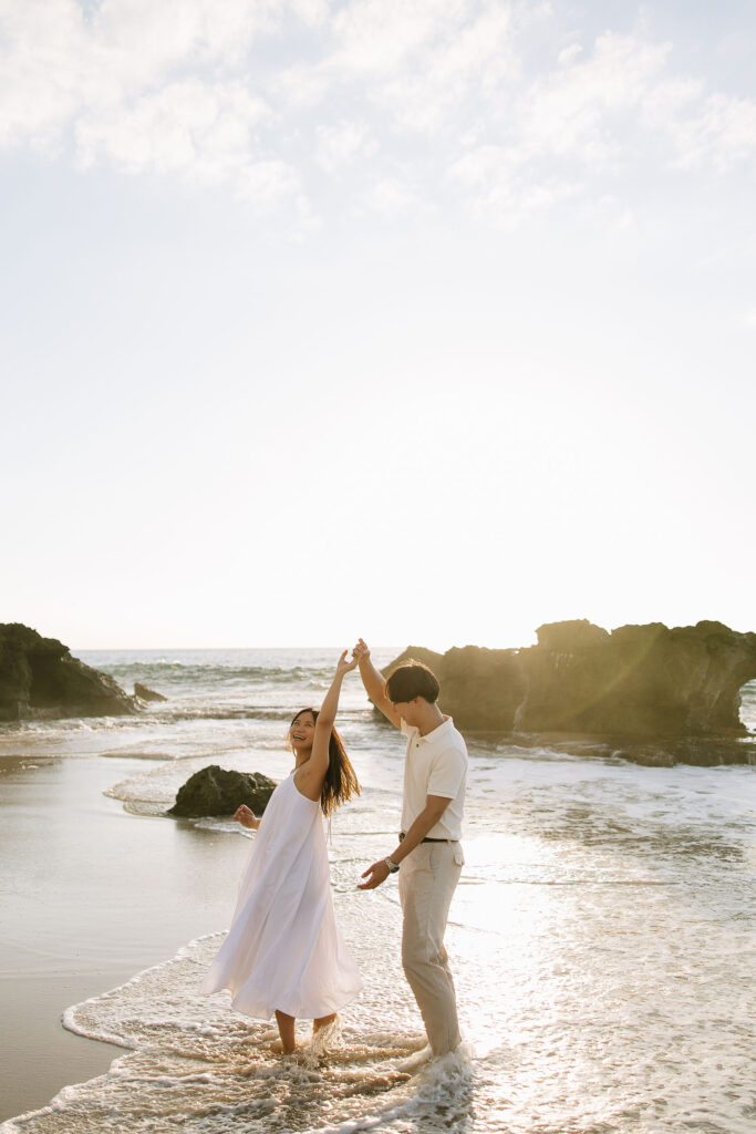 Oahu-hawaii-photographer-elopement-wedding-beach-sunset-sunrise-photoshoot-in-hawaii-couples-photoshoot-intimate-sunrise-sarah-doucet-photography-north-shore-beach